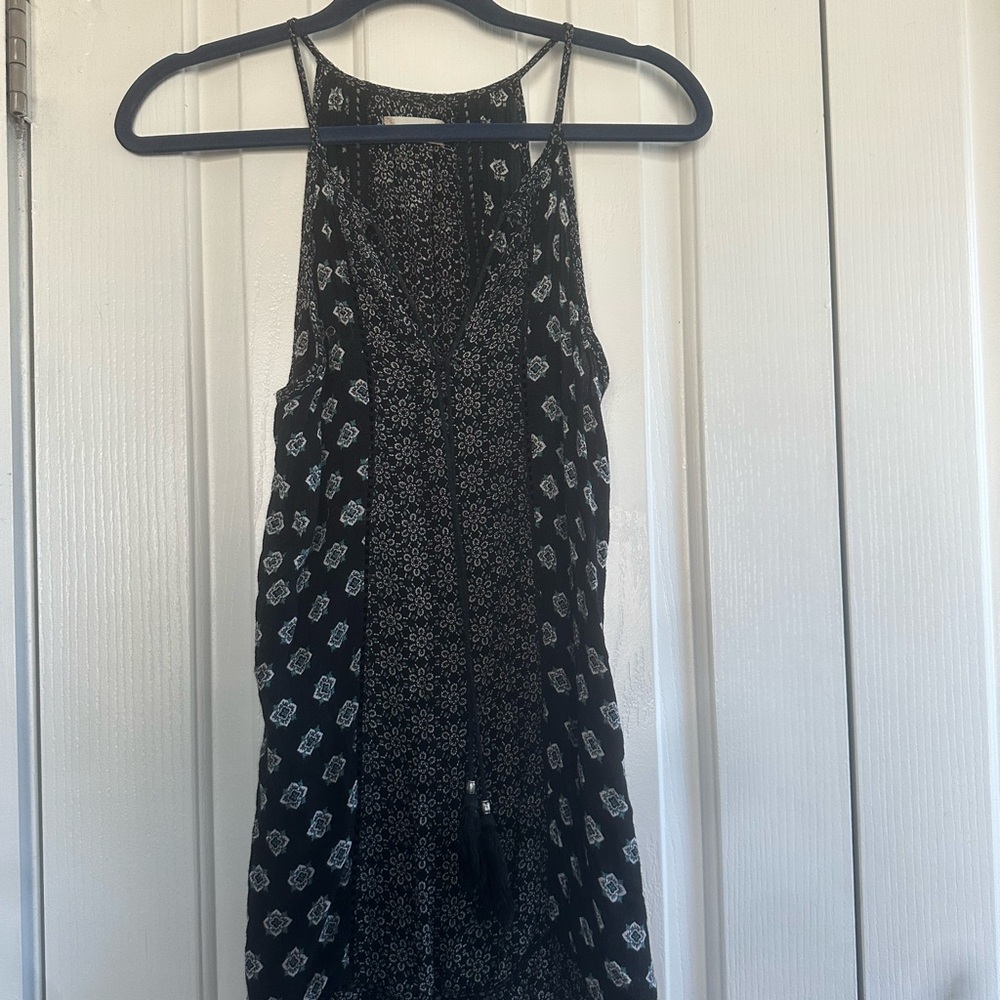 Altar'd State Black and White Backless Tank